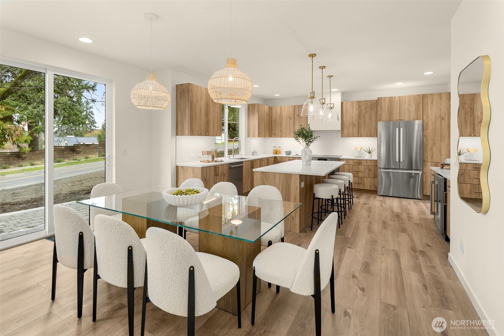 1864 1st Street , Kirkland, WA 98033