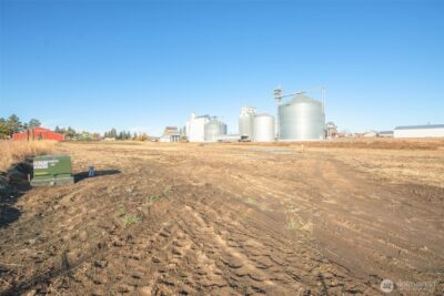 601 E 1st St , Waterville, WA 98858 - Photo 6