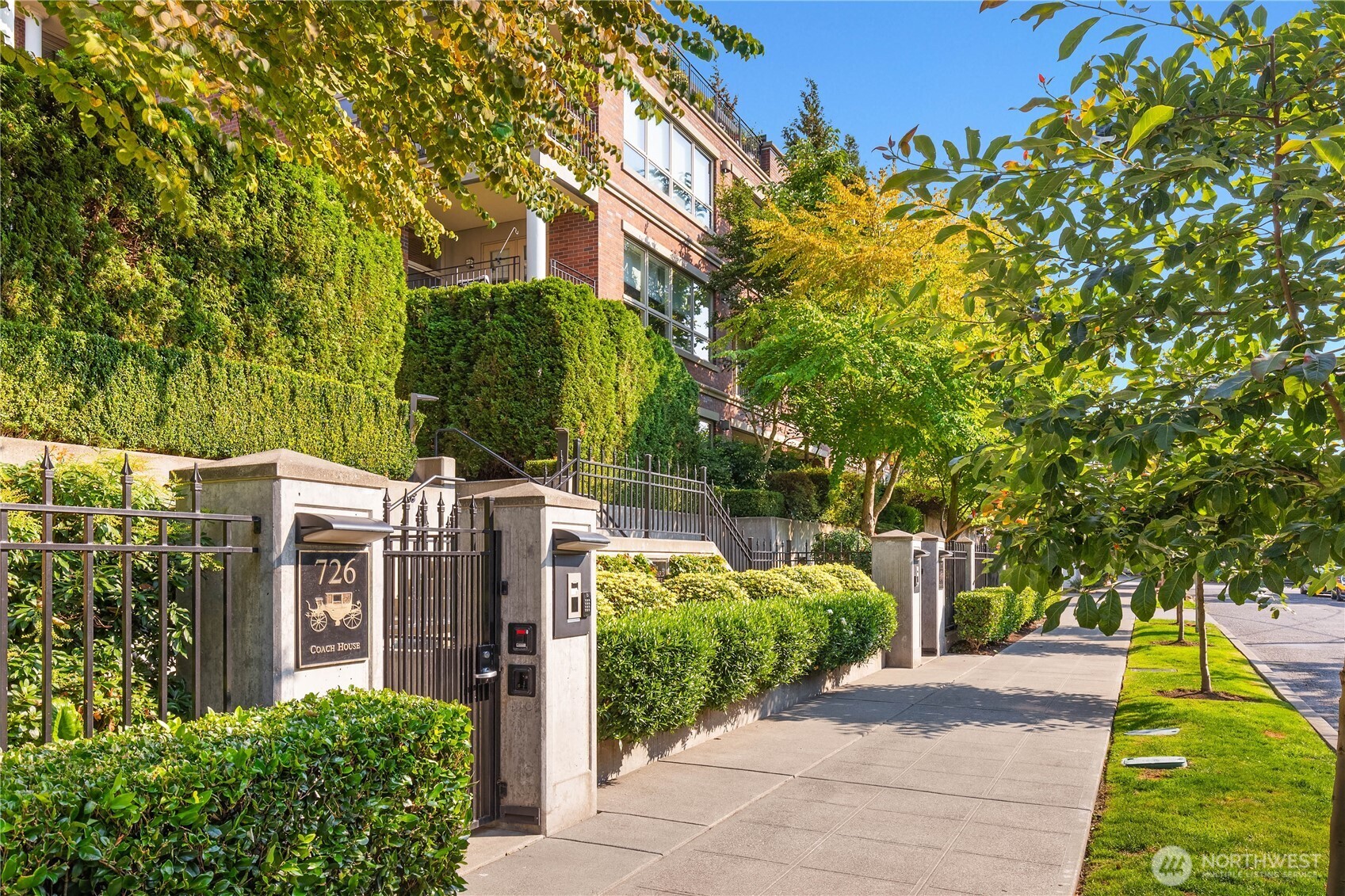 726 Boylston Avenue E #9, Seattle, WA 98102