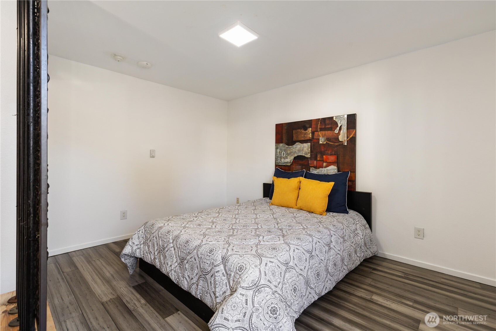 19409 56th Avenue W #201, Lynnwood, WA 98036