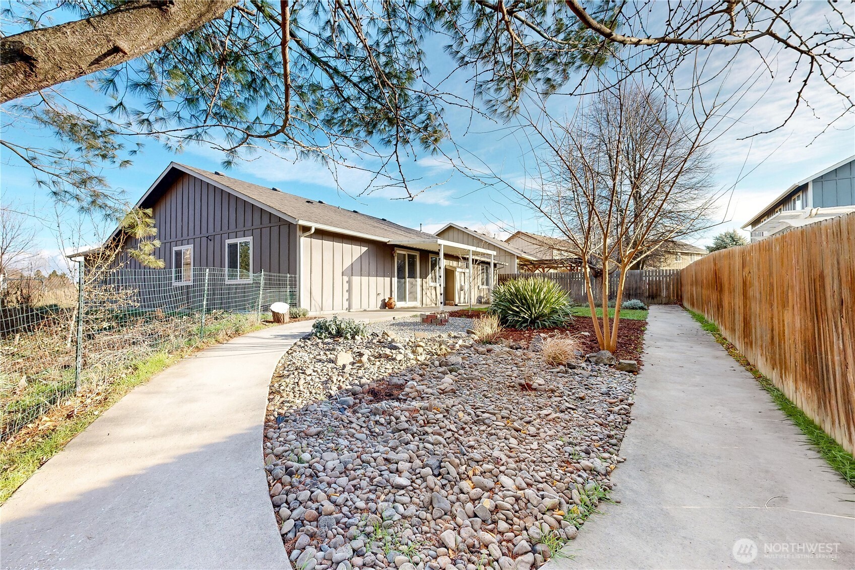 1152 SE Falbo Drive , College Place, WA 99324