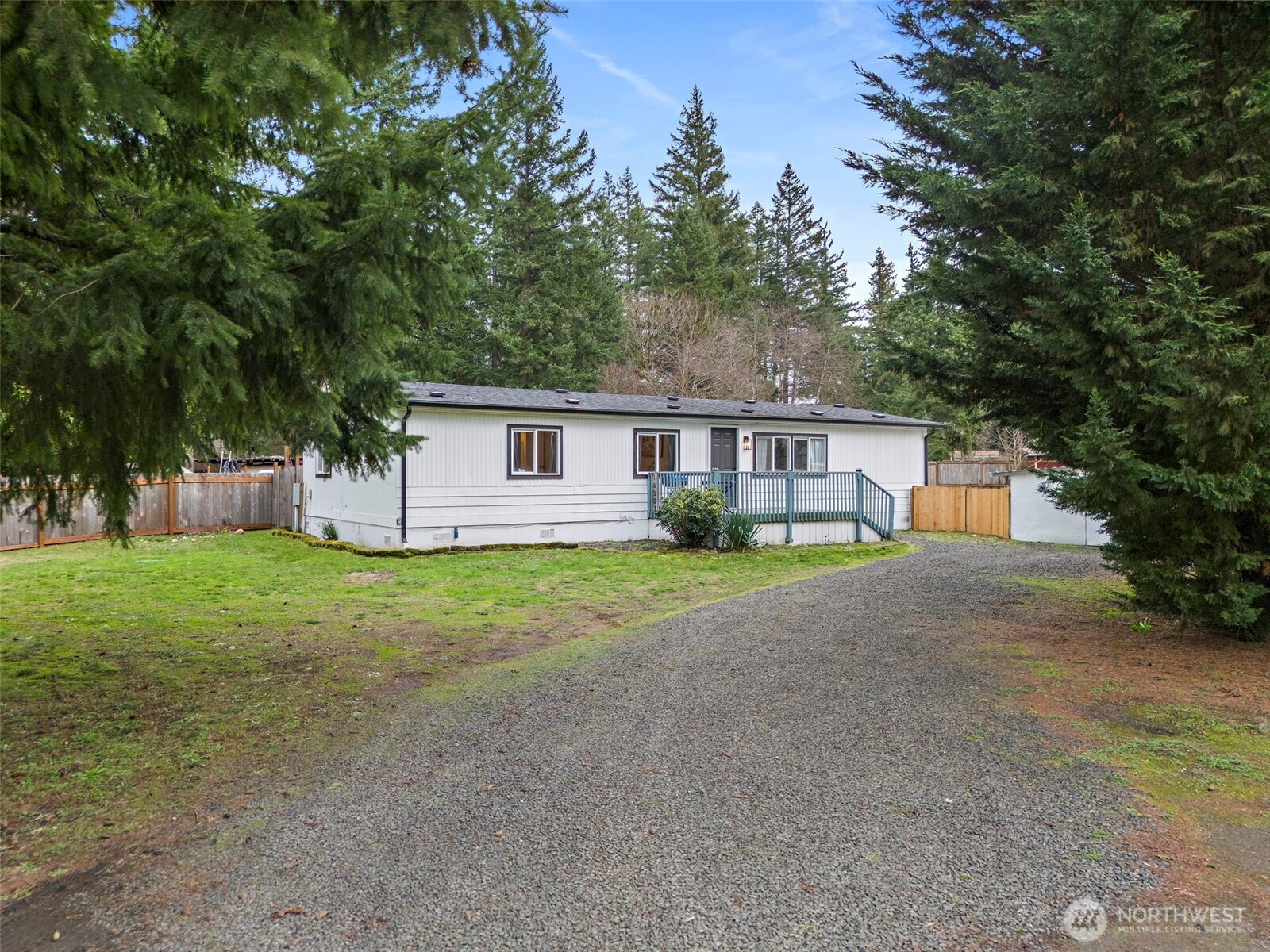 16503 Village Drive SE, Rainier, WA 98576