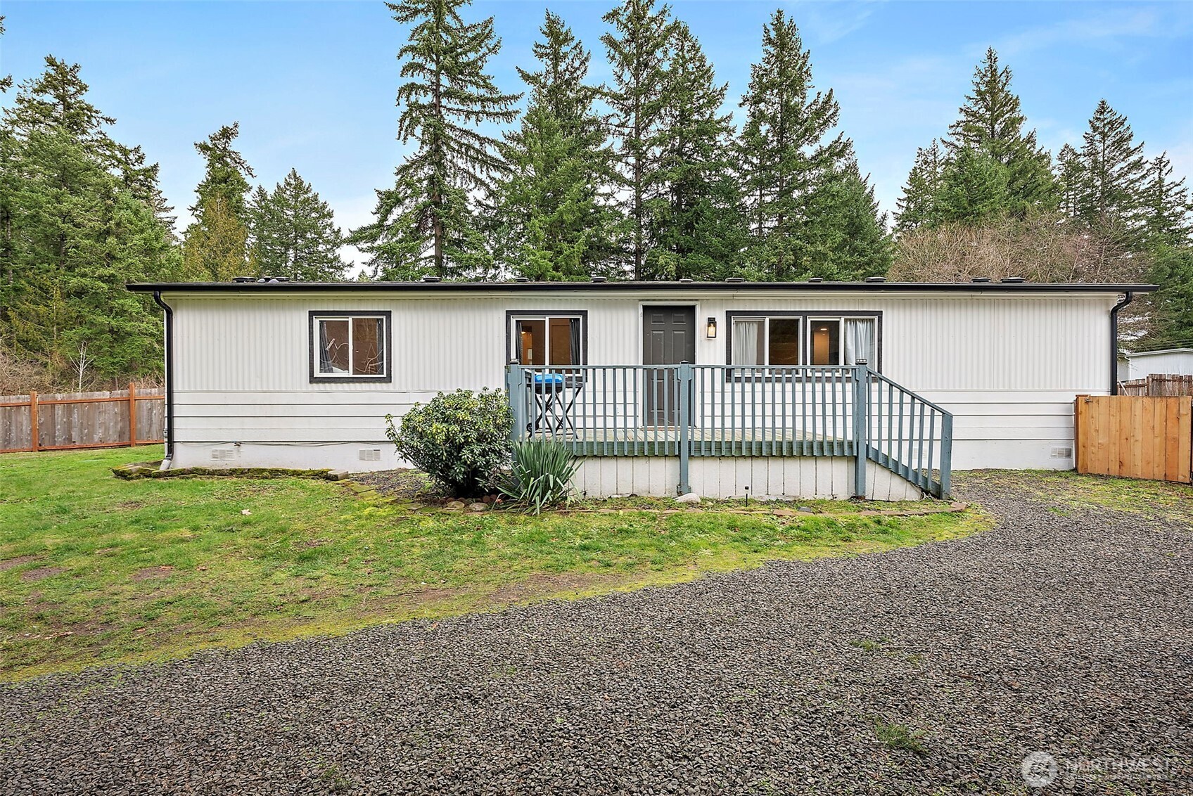16503 Village Drive SE, Rainier, WA 98576