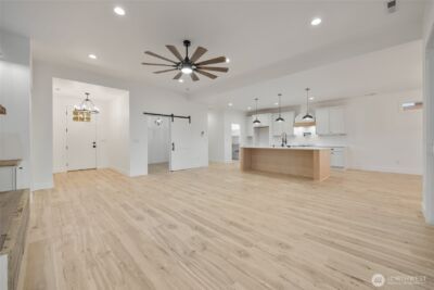 29183 Mammoth Dr , Kennewick, WA 99338 - Photo 17