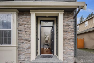 18251 NE 111th st , Redmond, WA 98052 - Photo 3