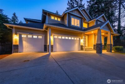 4585 167th Lane SE, Bellevue, WA 98006 - Photo 2