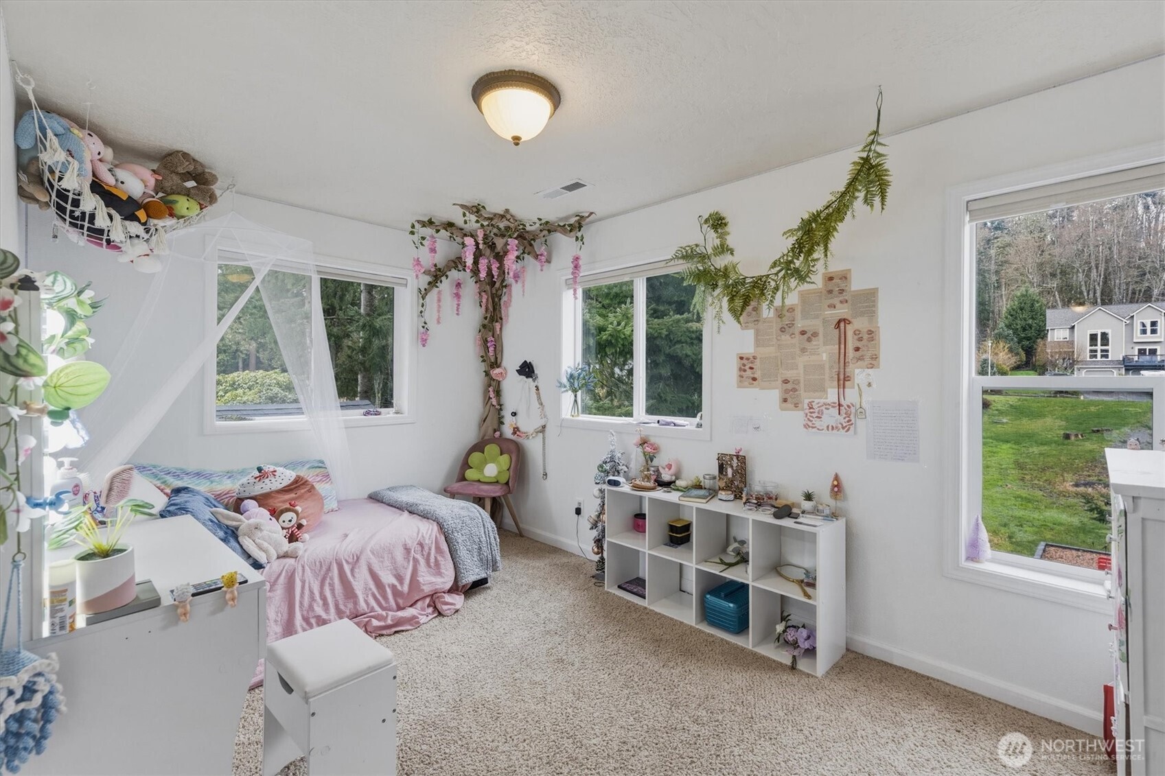 111 Sunset View Road , Longview, WA 98632