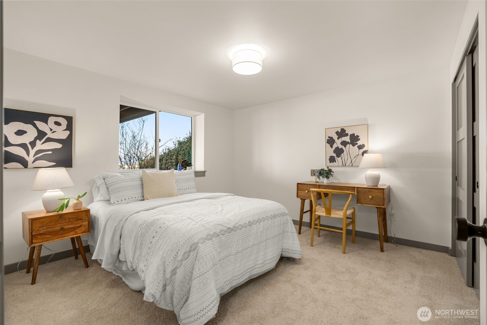 2332 17th Avenue S, Seattle, WA 98144