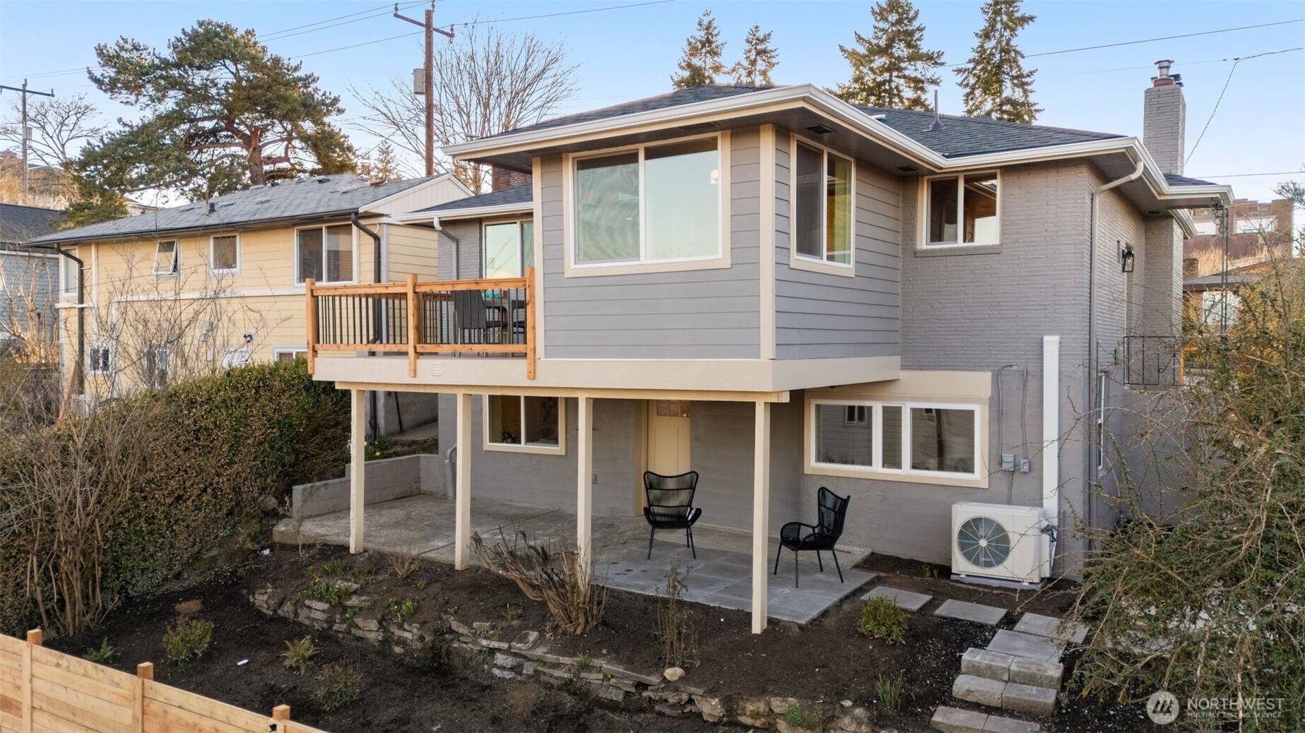 2332 17th Avenue S, Seattle, WA 98144