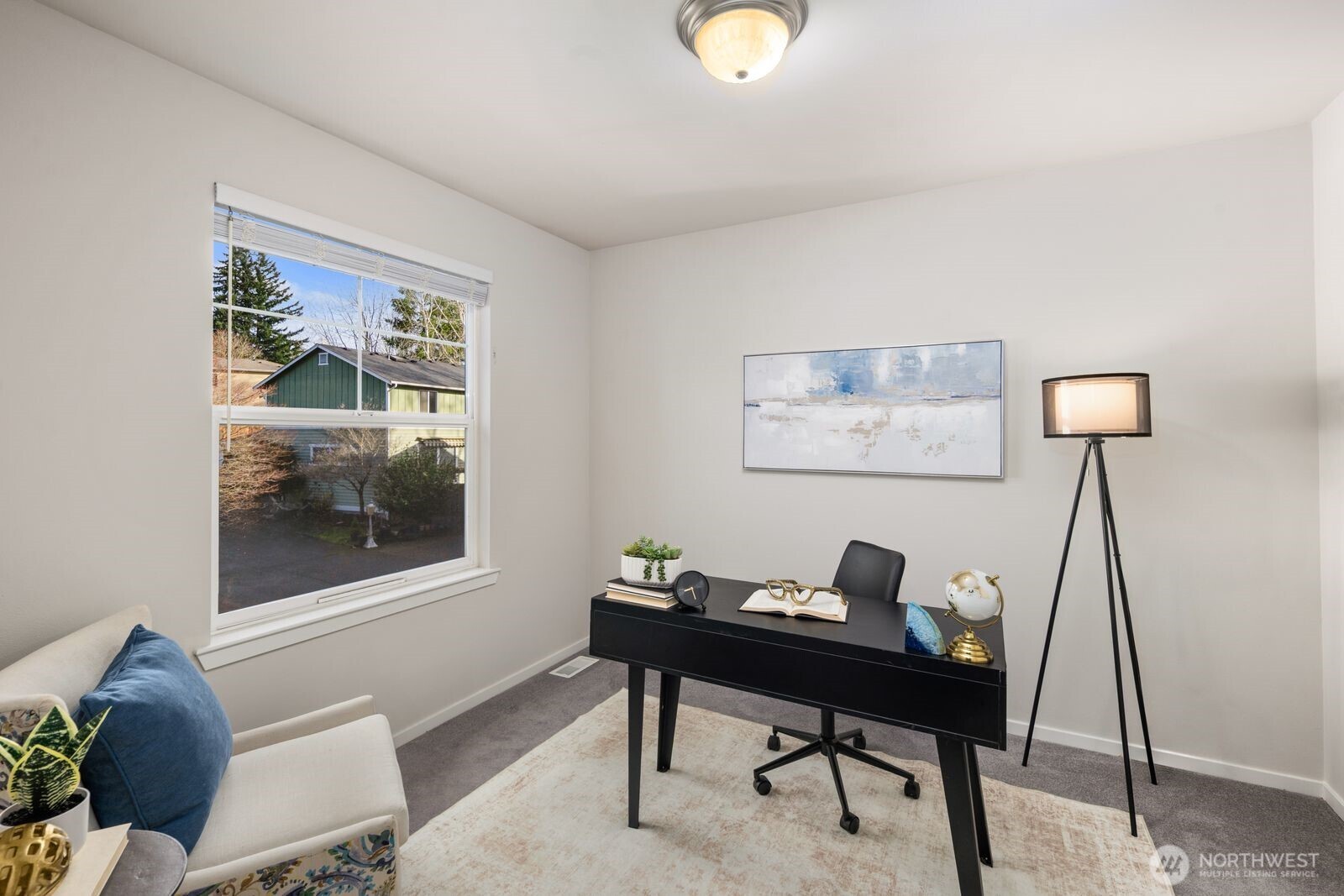 12219 NE 105th Street , Kirkland, WA 98033-8830