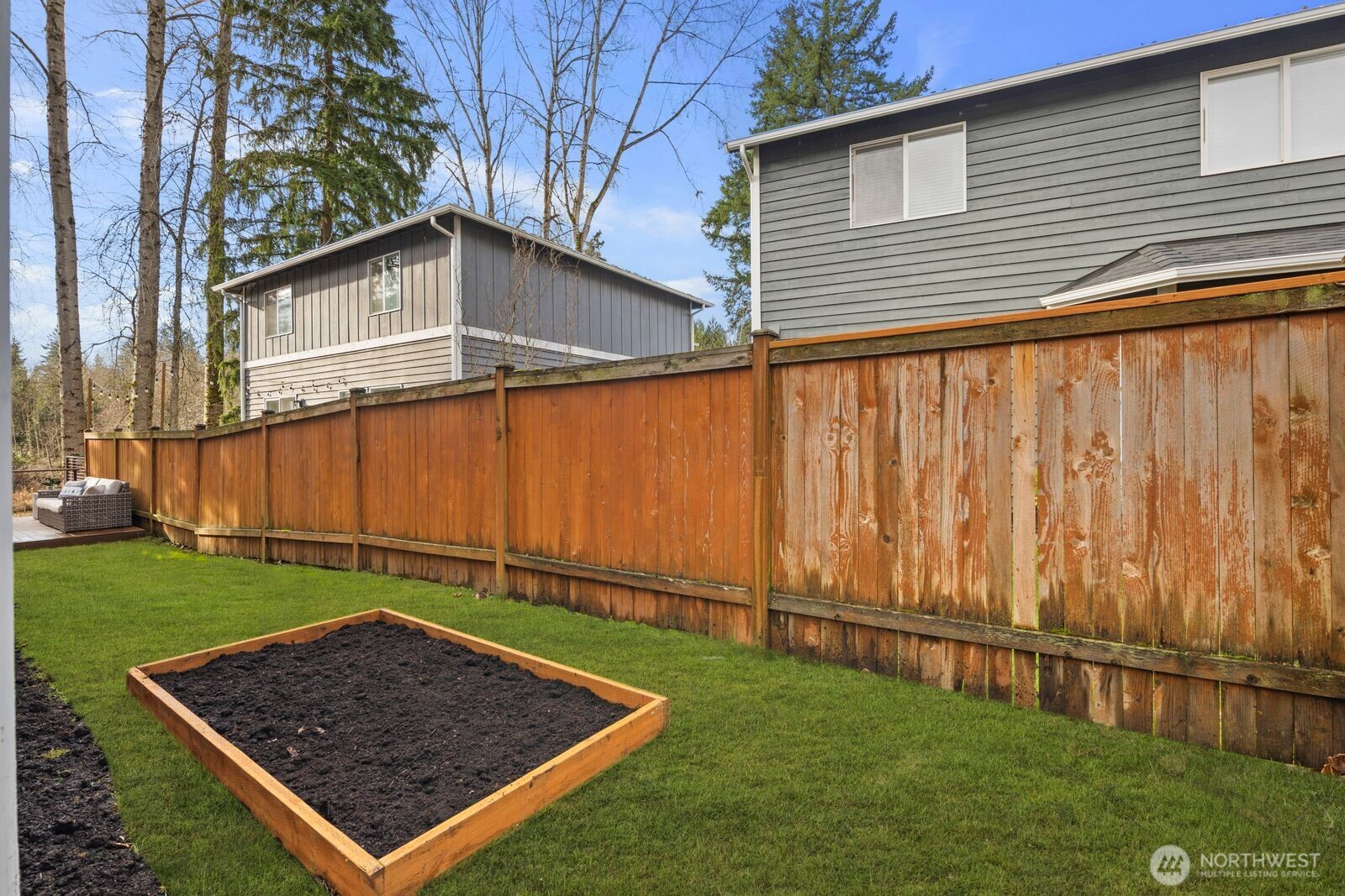 12219 NE 105th Street , Kirkland, WA 98033-8830