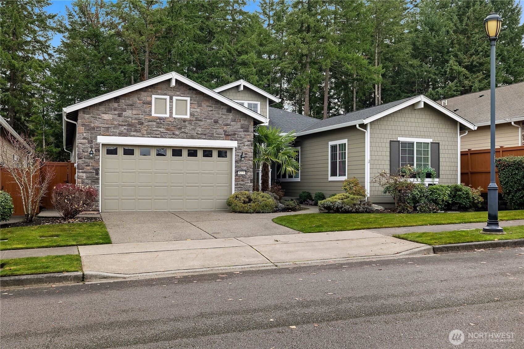 8265 Orcas Loop NE, Lacey, WA 98516