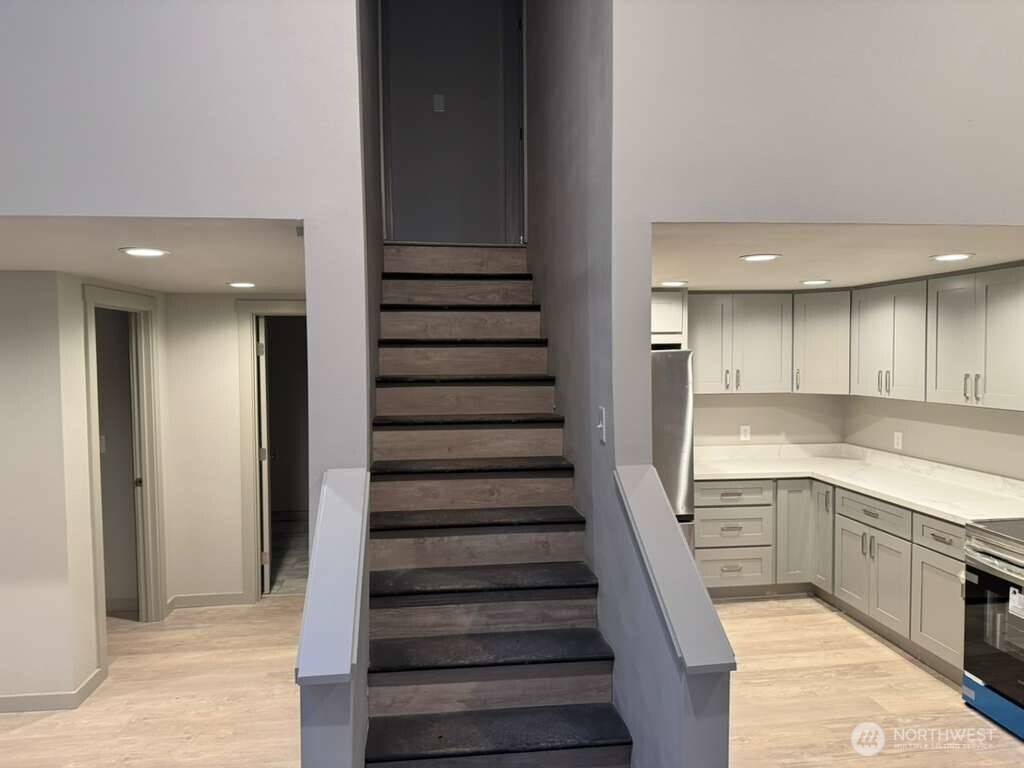 21836 SE 268th Street , Maple Valley, WA 98038