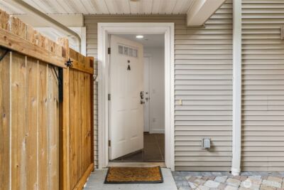 12018 31st Avenue NE, Seattle, WA 98125 - Photo 2