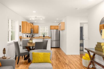 12018 31st Avenue NE, Seattle, WA 98125 - Photo 8