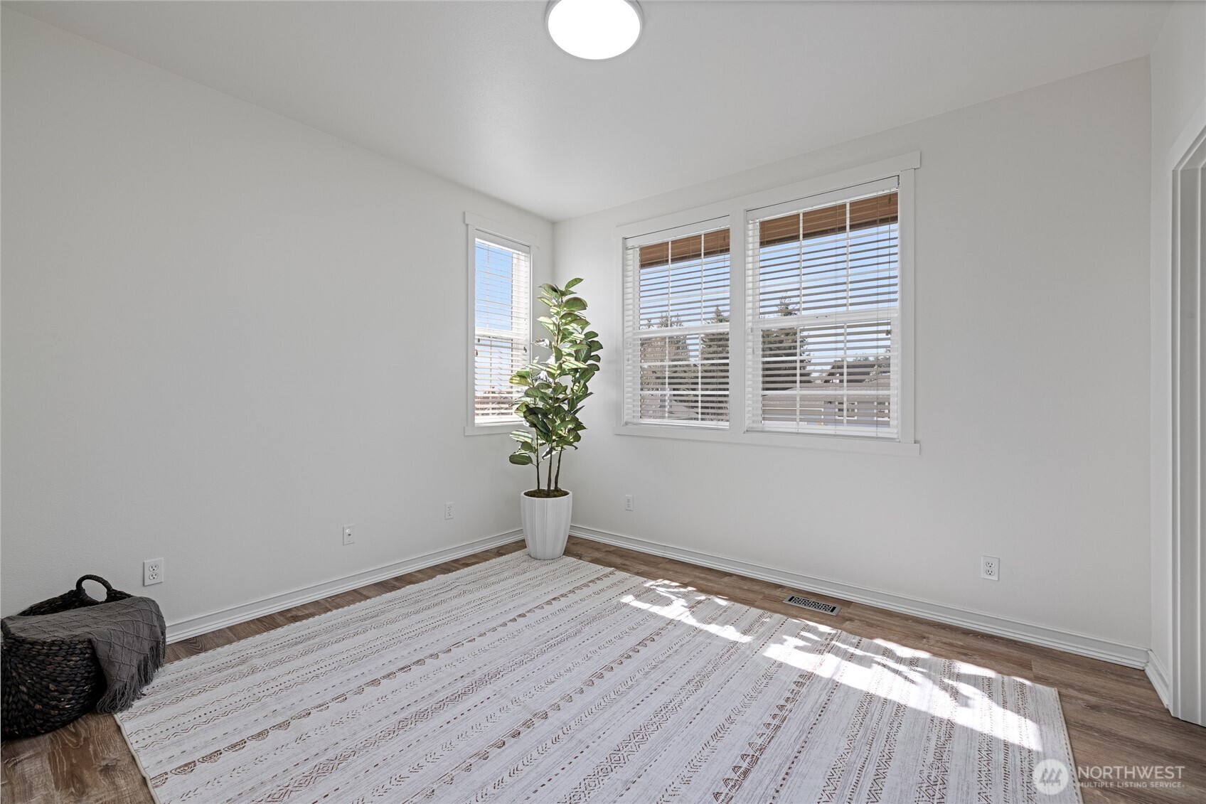 25329 103rd Avenue E, Graham, WA 98338