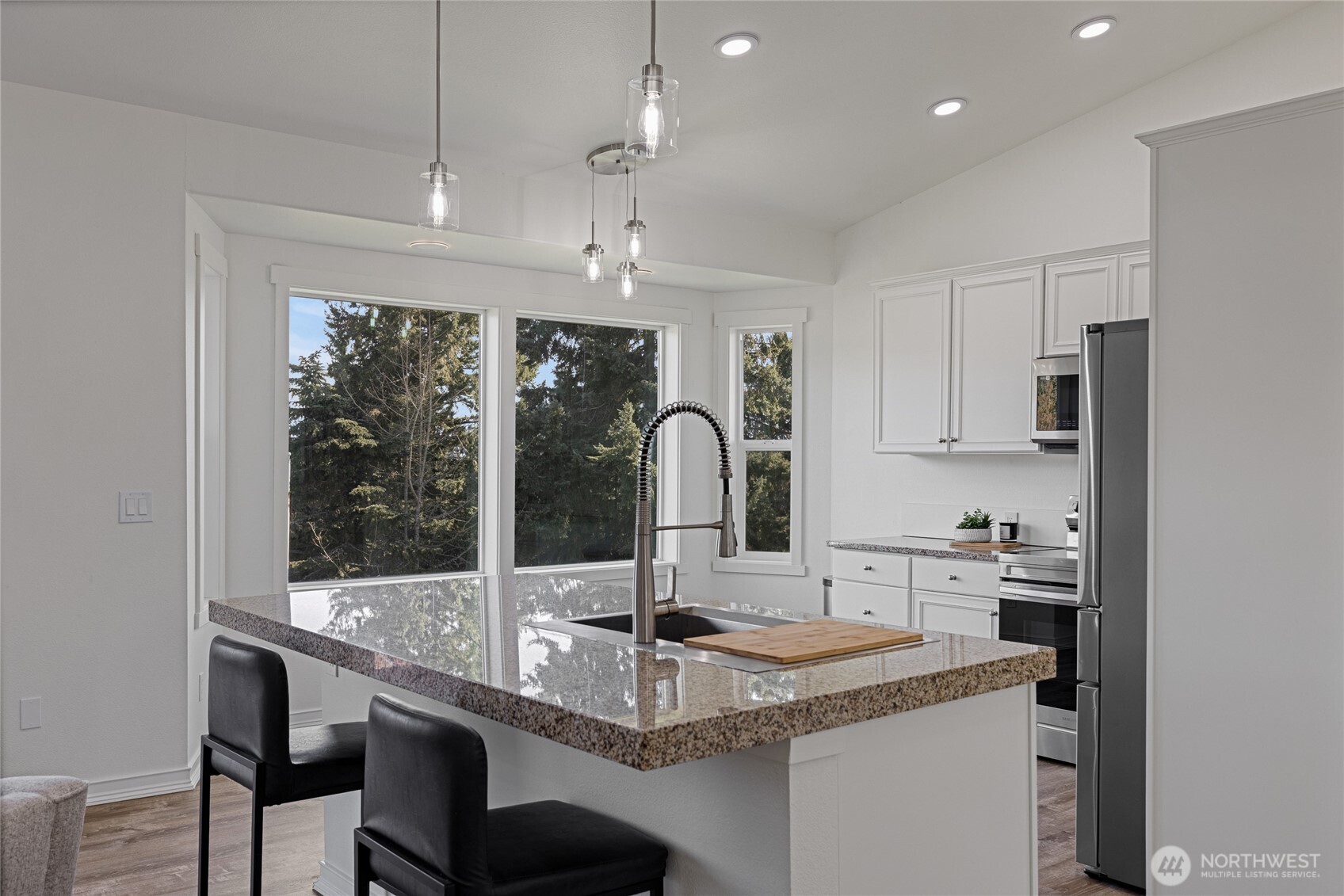 25329 103rd Avenue E, Graham, WA 98338