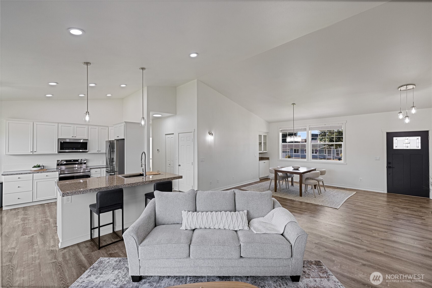 25329 103rd Avenue E, Graham, WA 98338