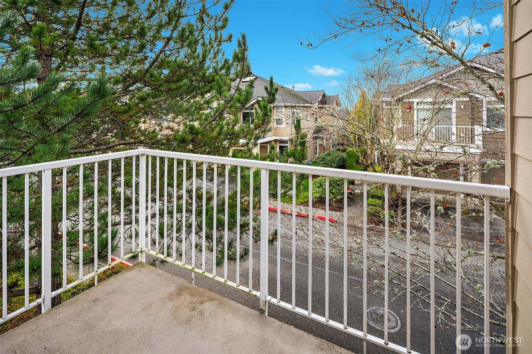 22751 SE 12th Lane , Sammamish, WA 98075