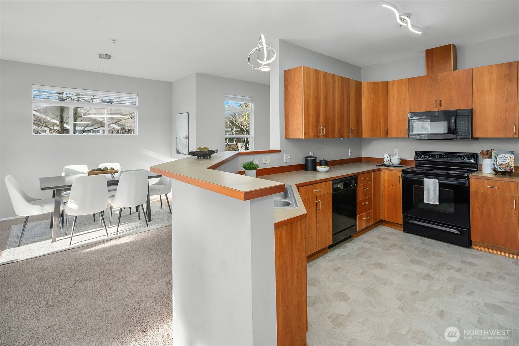 22751 SE 12th Lane , Sammamish, WA 98075