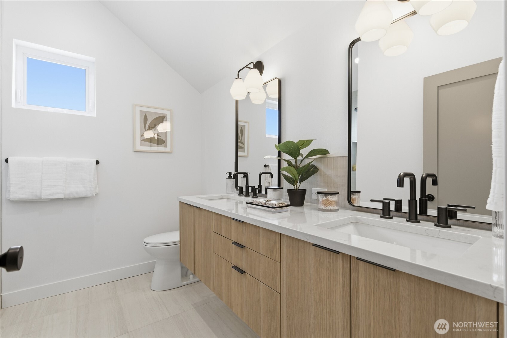 6505 19th Avenue NW, Seattle, WA 98117