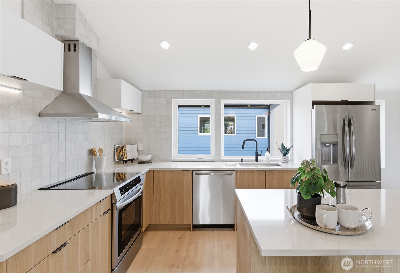 6505 19th Avenue NW, Seattle, WA 98117