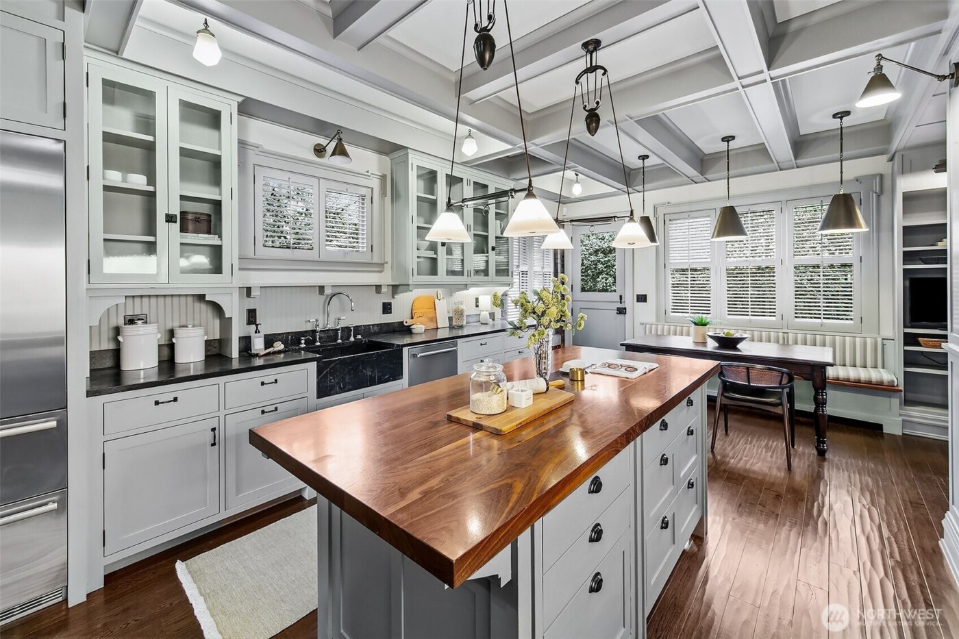 942 Harvard Avenue E, Seattle, WA 98102