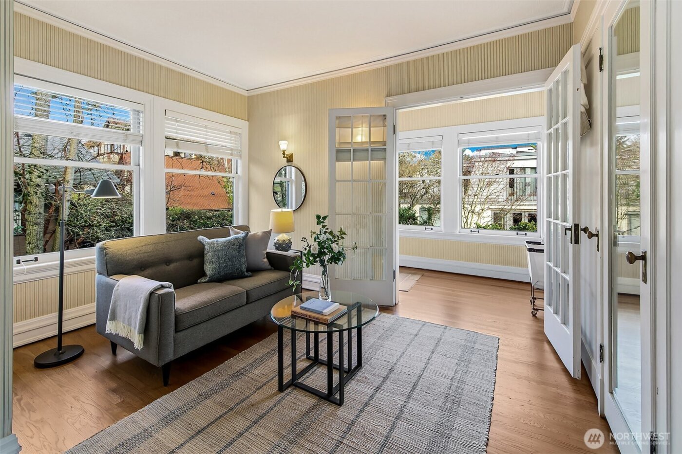 942 Harvard Avenue E, Seattle, WA 98102