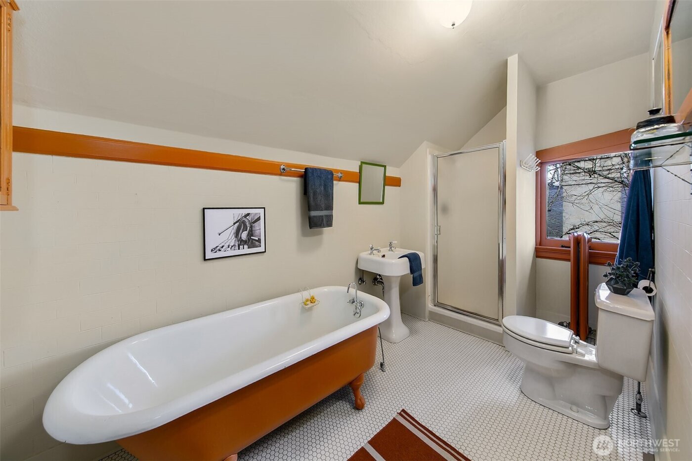 942 Harvard Avenue E, Seattle, WA 98102