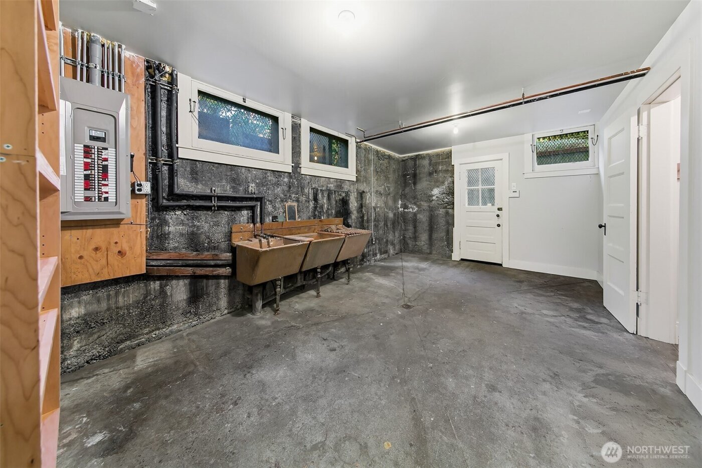 942 Harvard Avenue E, Seattle, WA 98102