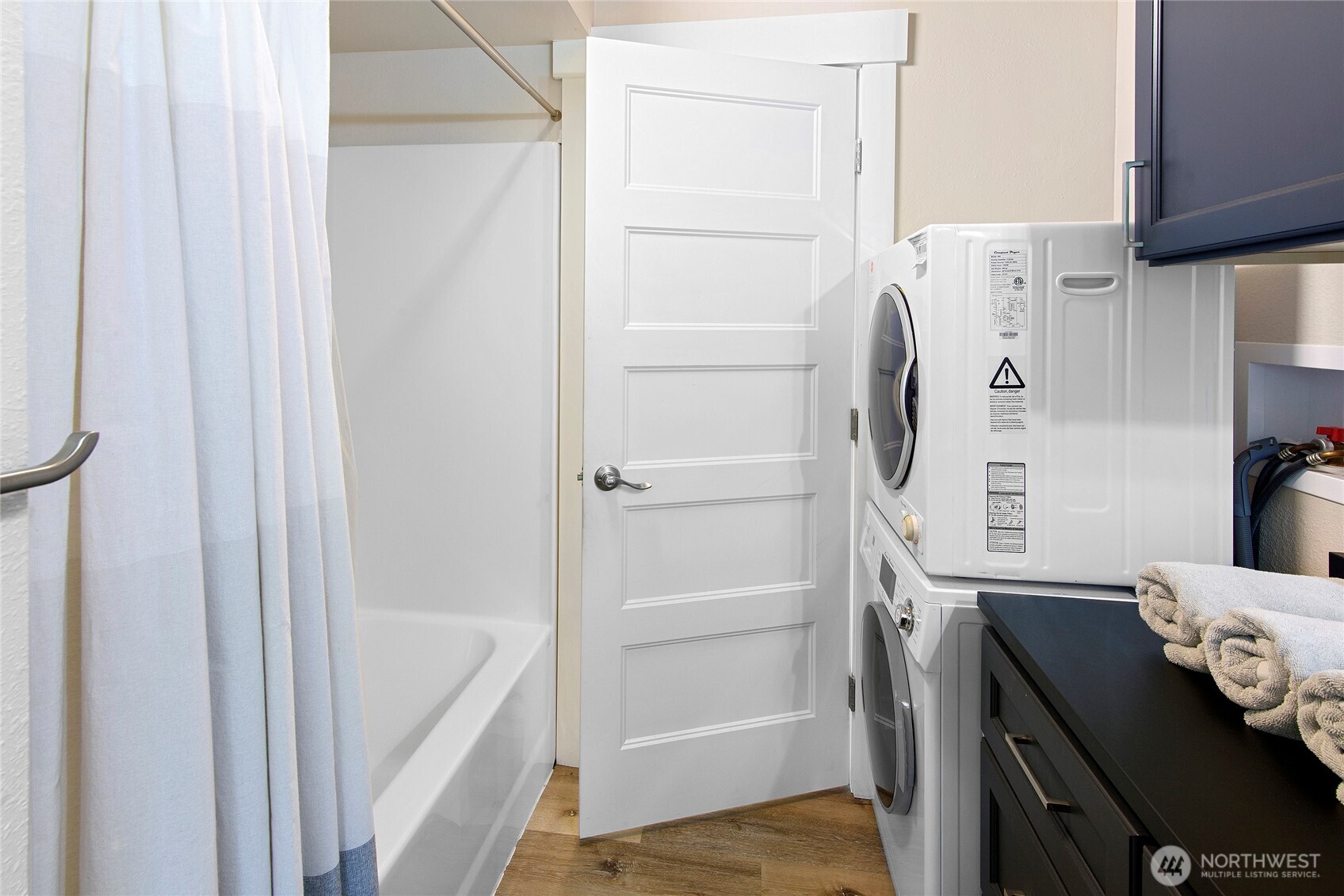 304292 Highway 101 , Brinnon, WA 98320