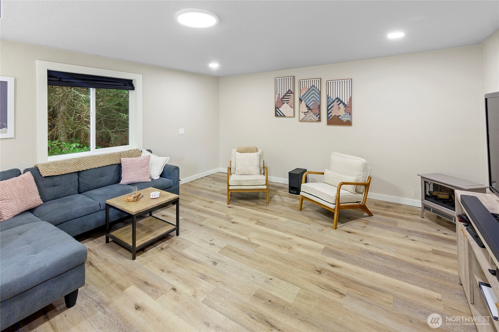 304292 Highway 101 , Brinnon, WA 98320