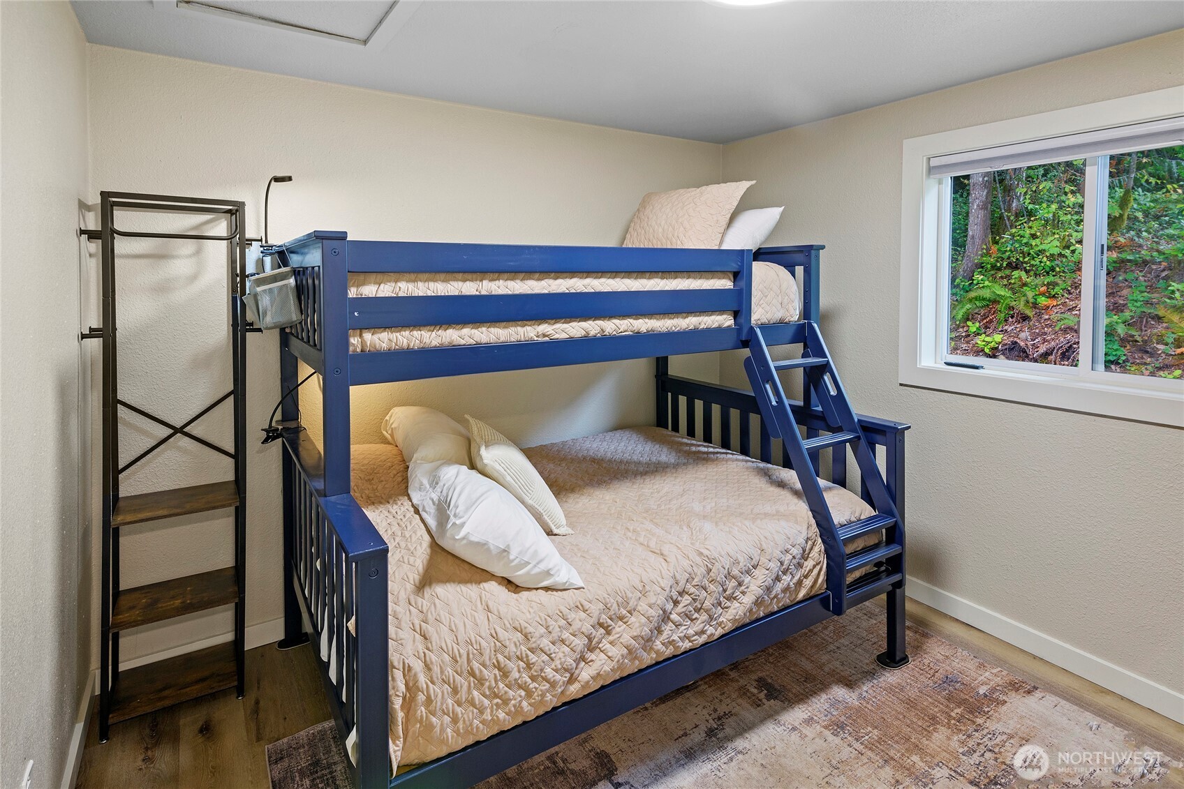 304292 Highway 101 , Brinnon, WA 98320