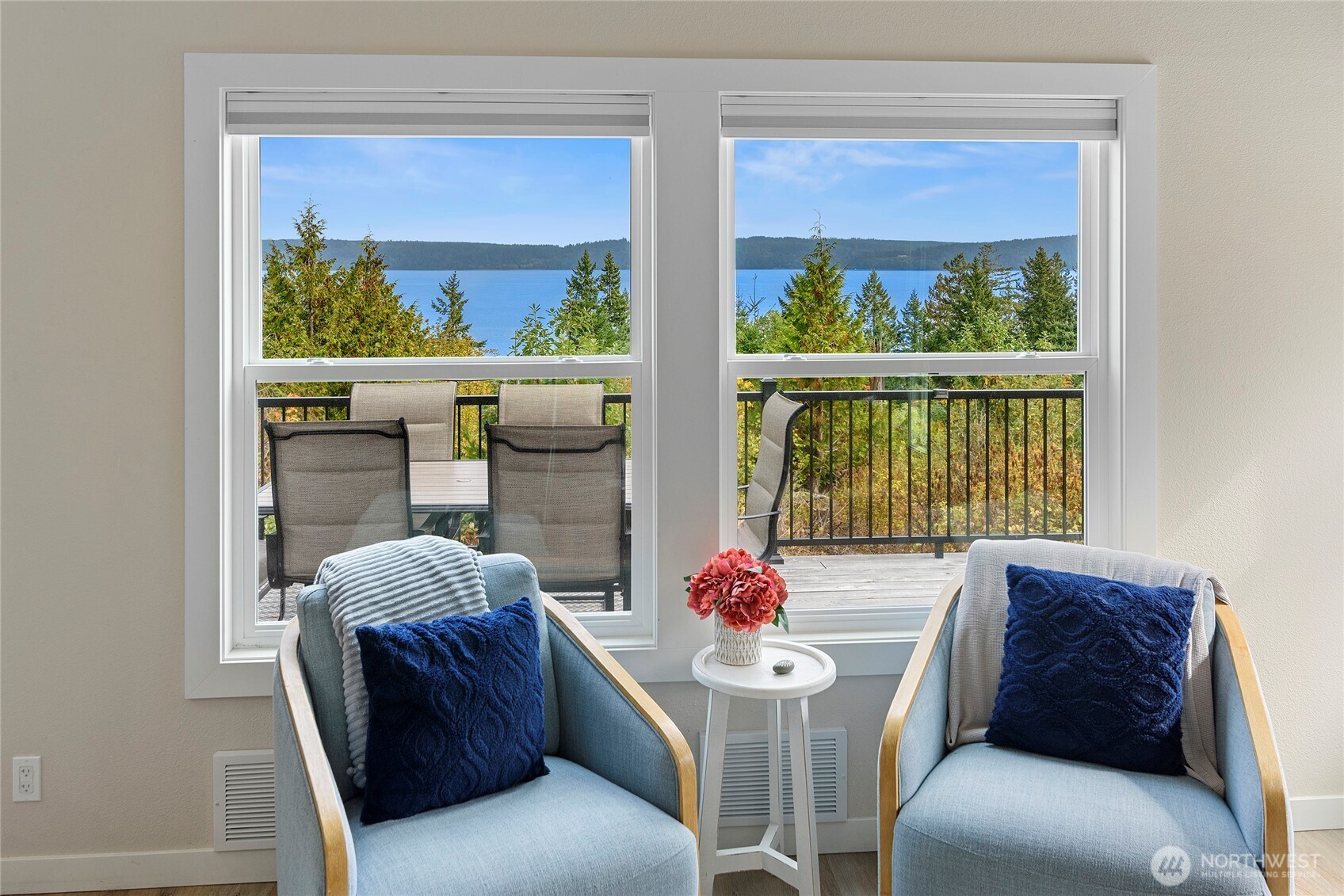 304292 Highway 101 , Brinnon, WA 98320