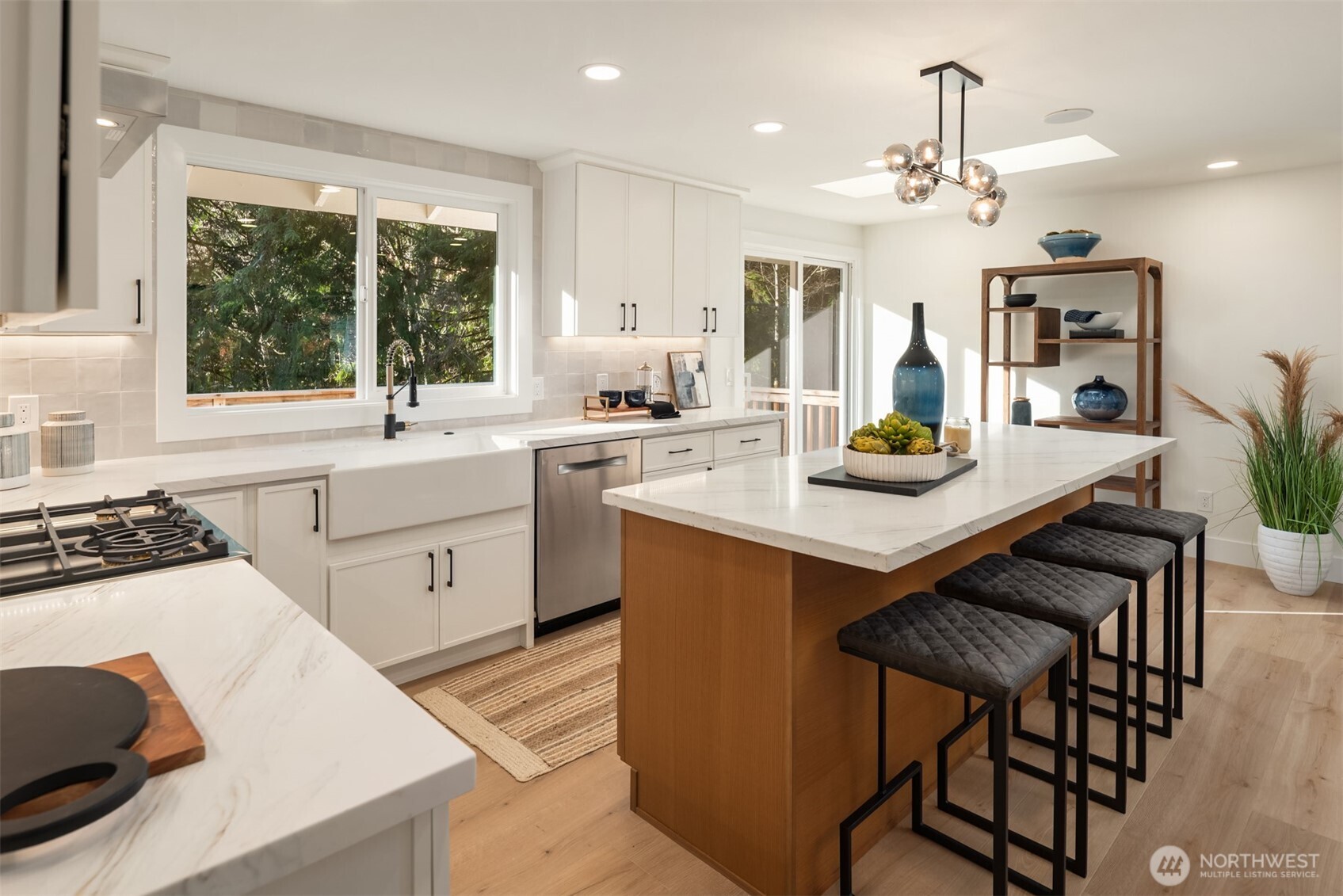 27313 NE 53rd Street , Redmond, WA 98053