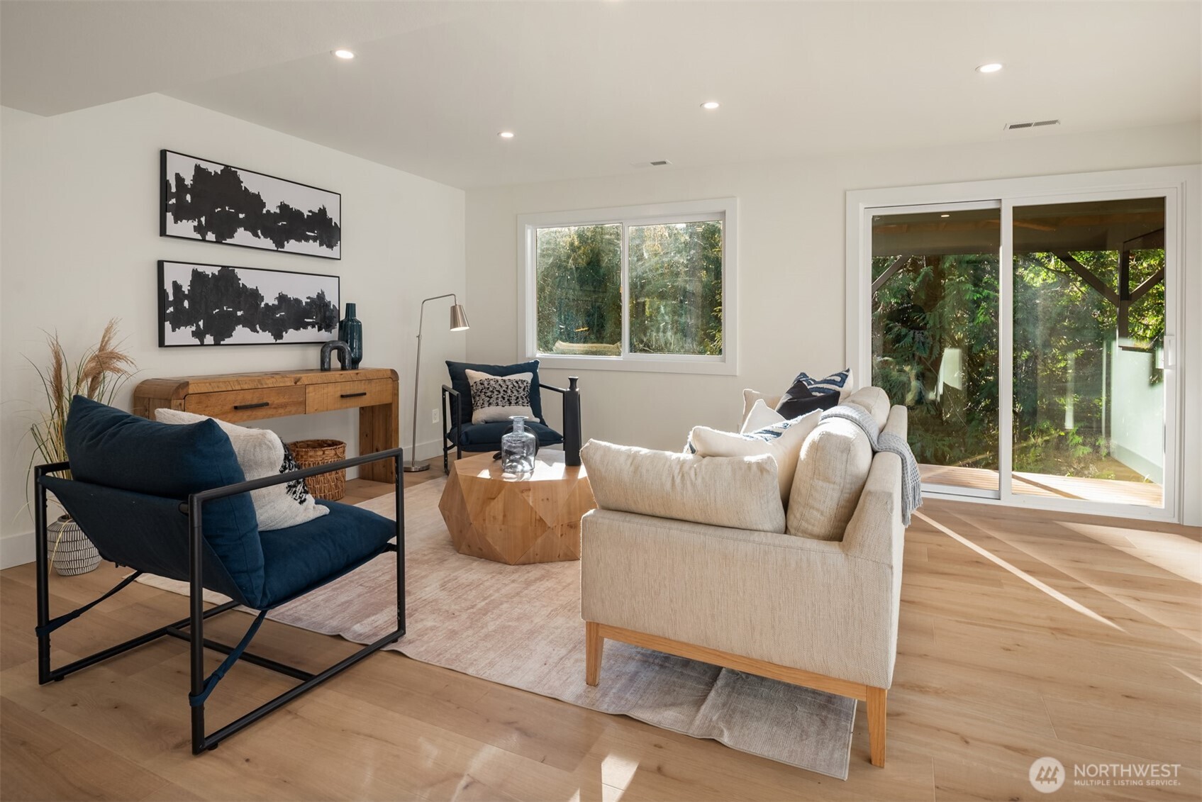 27313 NE 53rd Street , Redmond, WA 98053