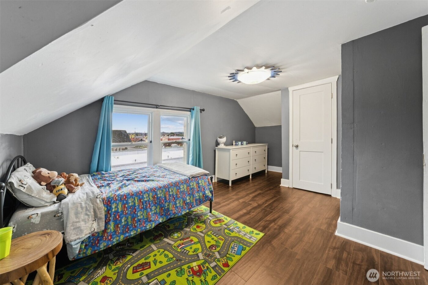 413 2nd Street NE, Puyallup, WA 98372