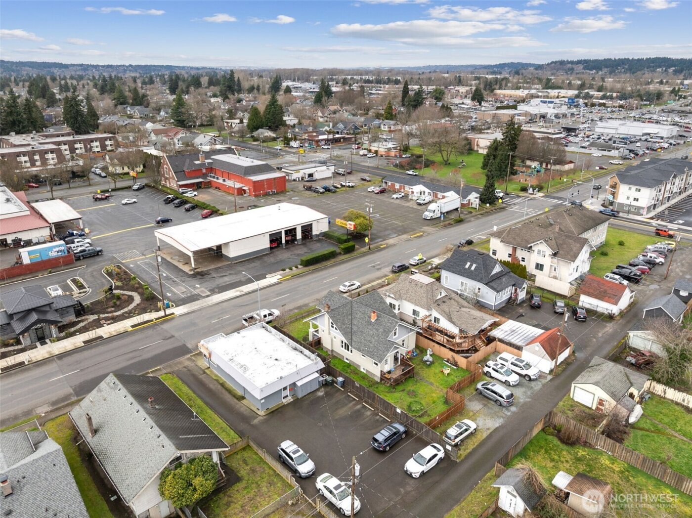 413 2nd Street NE, Puyallup, WA 98372