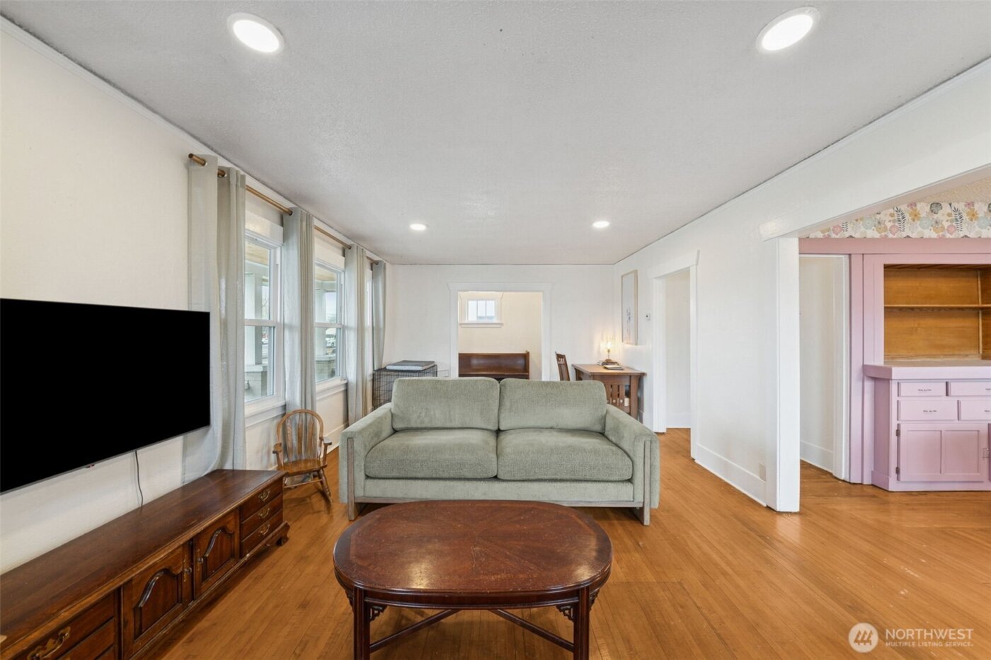 413 2nd Street NE, Puyallup, WA 98372