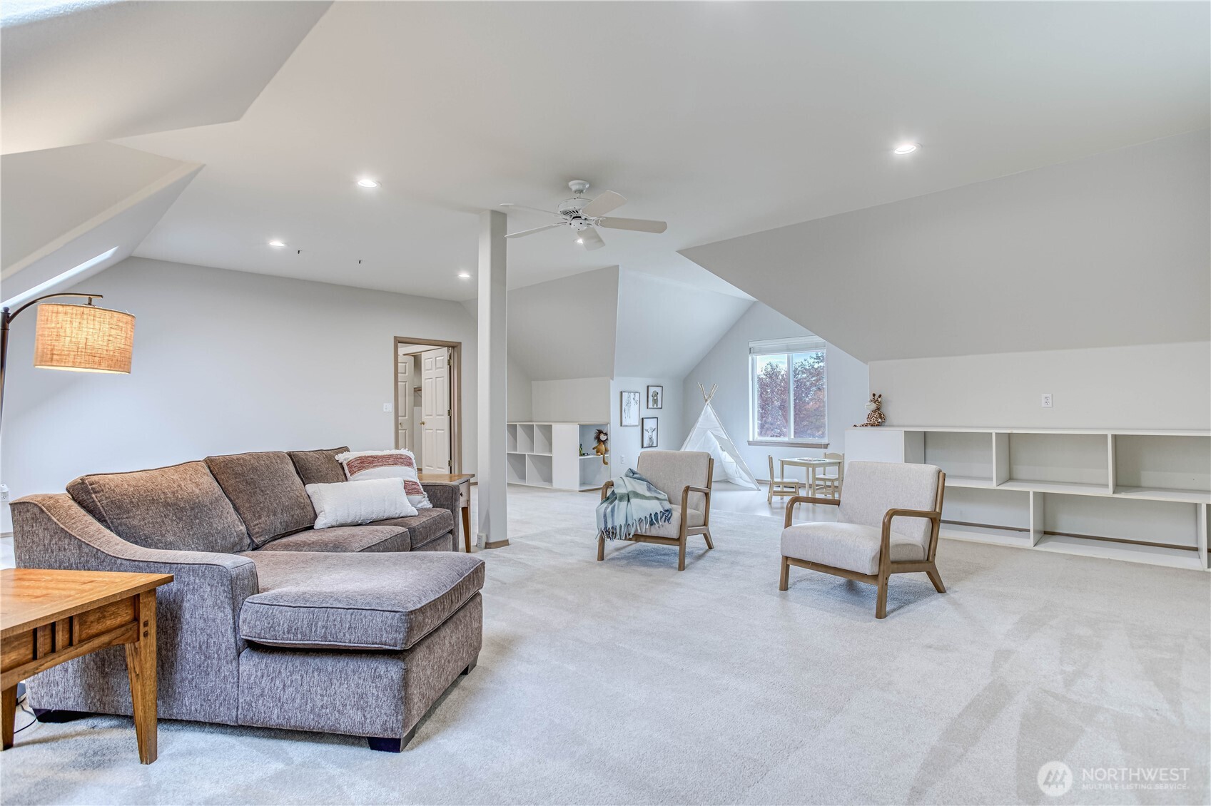 624 Meadows Drive , Wenatchee, WA 98801