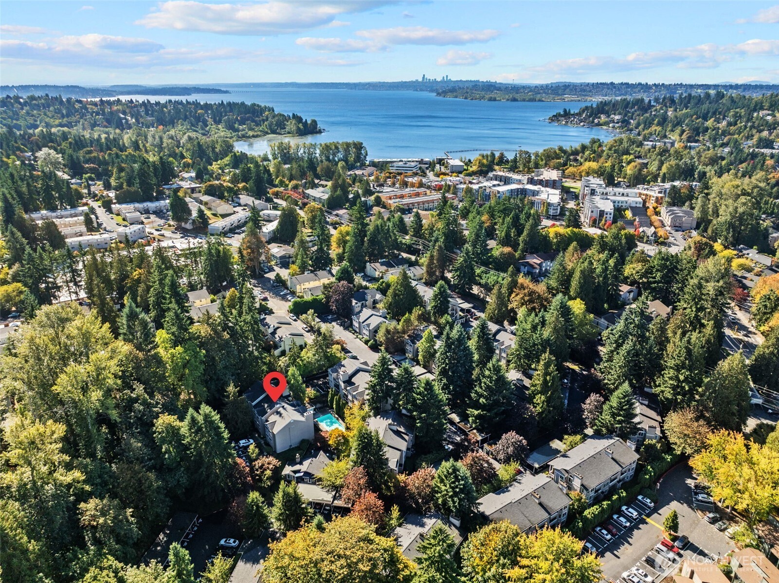 12044 100th Avenue NE #H102, Kirkland, WA 98034