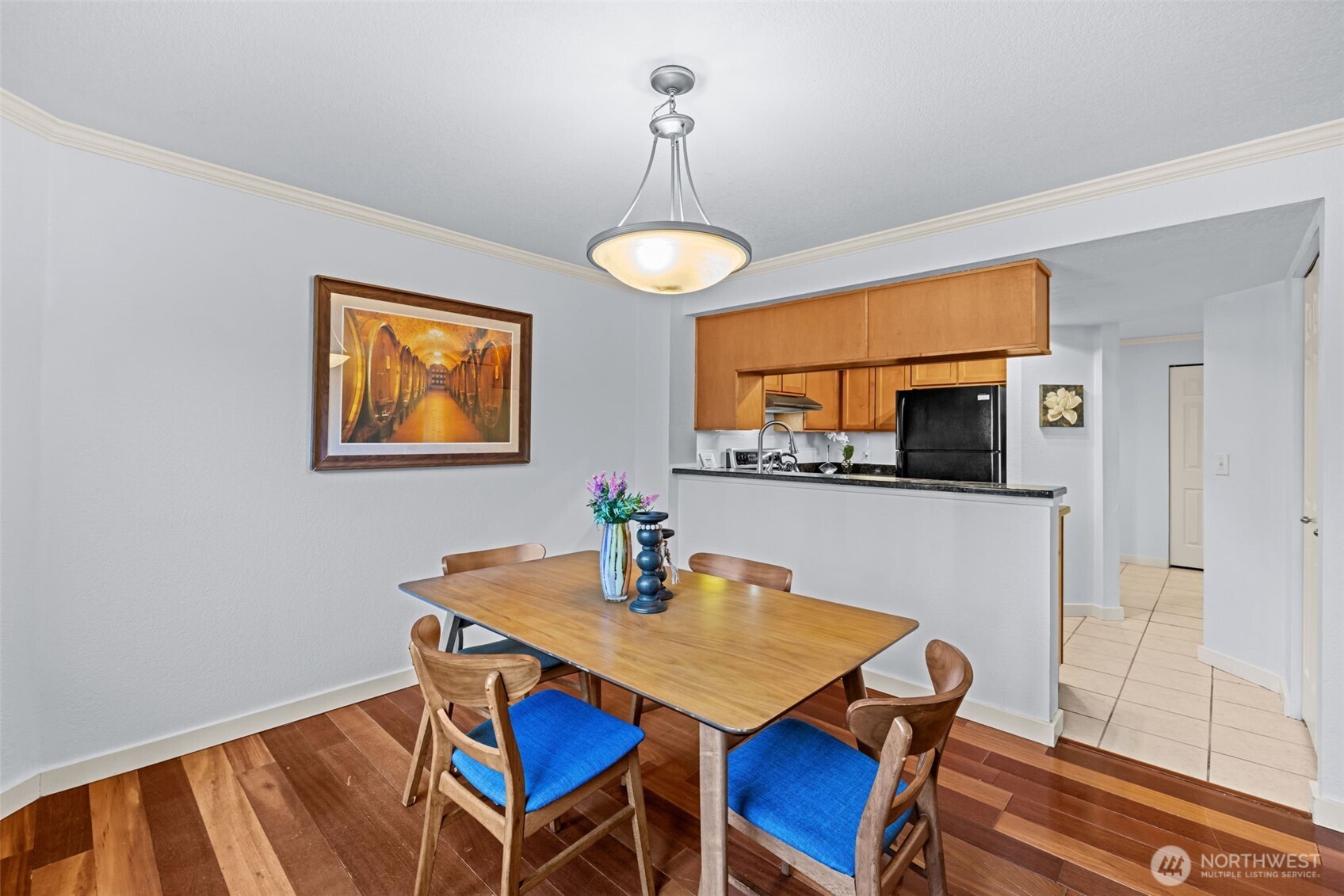 12044 100th Avenue NE #H102, Kirkland, WA 98034