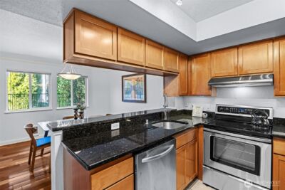 12044 100th Avenue NE #H102, Kirkland, WA 98034 - Photo 15