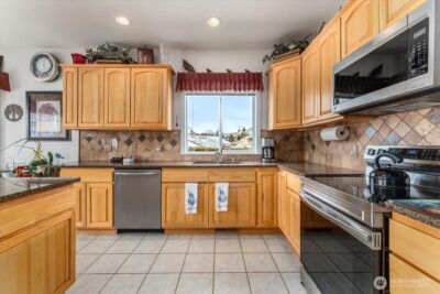 214 Stehekin Way , Chelan, WA 98816 - Photo 19