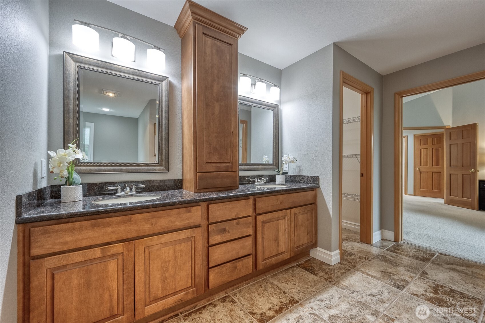 4660 244th Place SE, Sammamish, WA 98029