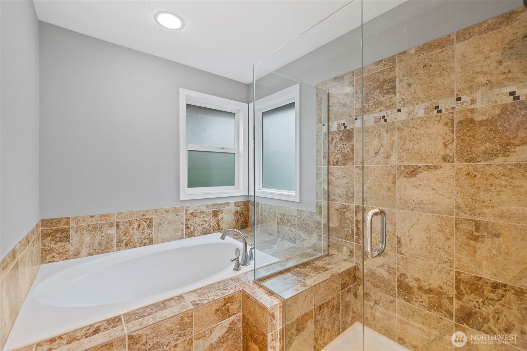 4660 244th Place SE, Sammamish, WA 98029