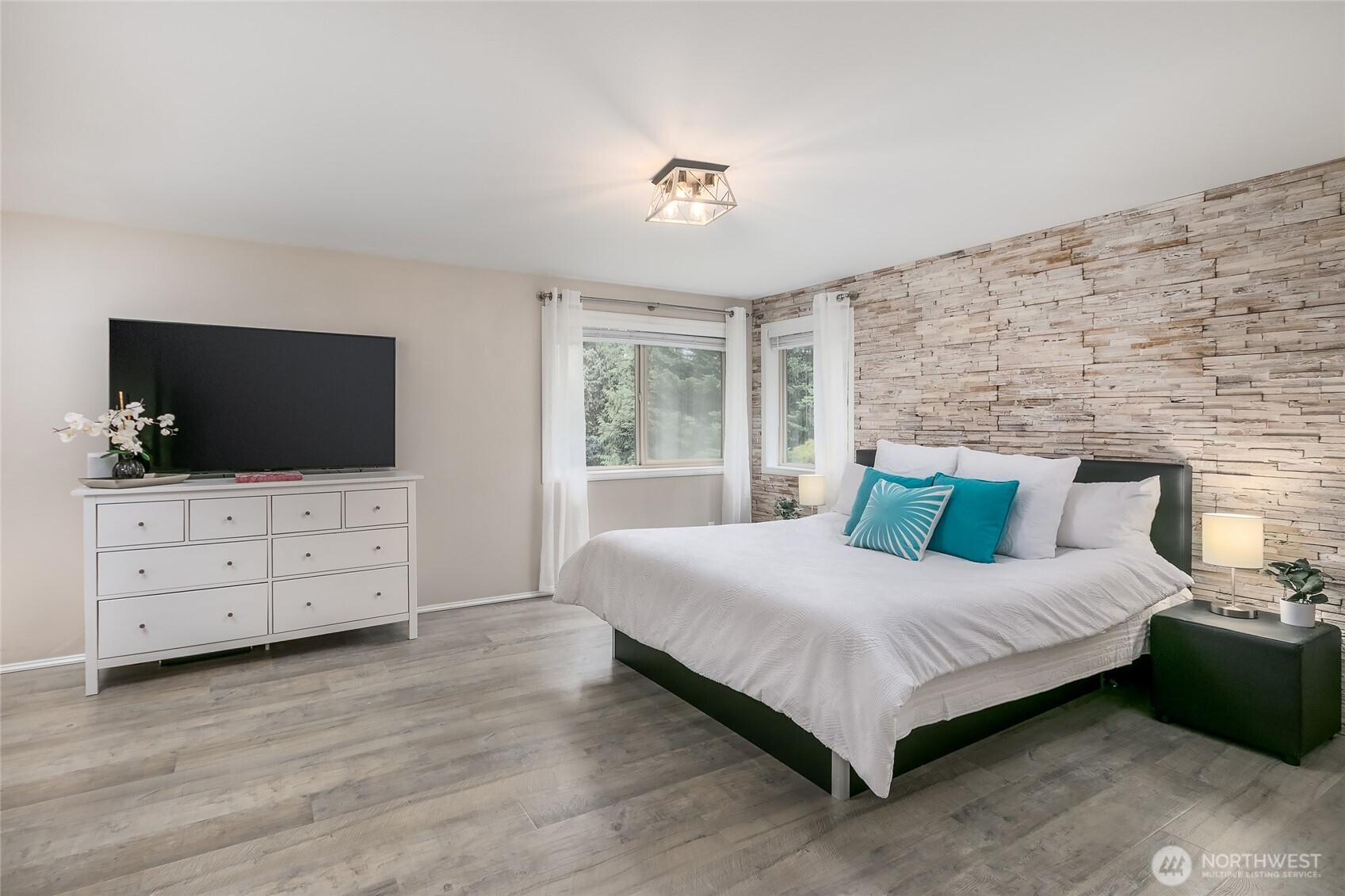 21809 NE 175th Street , Woodinville, WA 98077