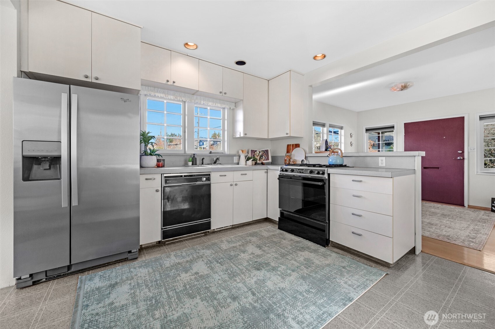 8007 Fremont Avenue N, Seattle, WA 98103