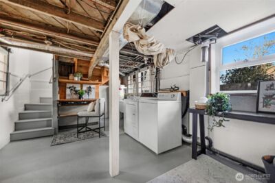 8007 Fremont Avenue N, Seattle, WA 98103 - Photo 21