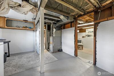 8007 Fremont Avenue N, Seattle, WA 98103 - Photo 22